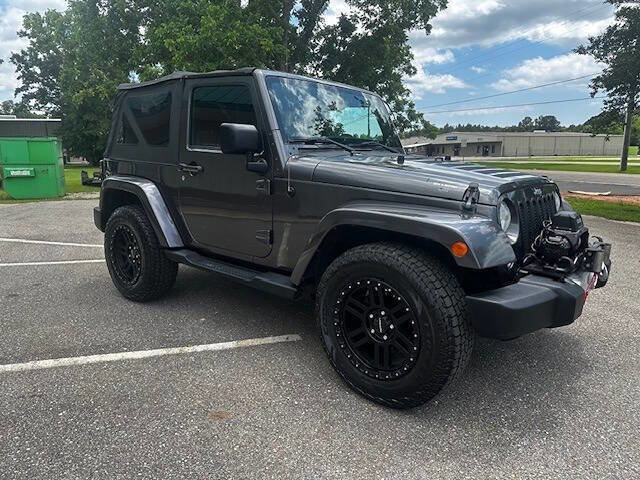 Used 2014 Jeep Wrangler Sahara w/ Connectivity Group AWD/4WD image 8