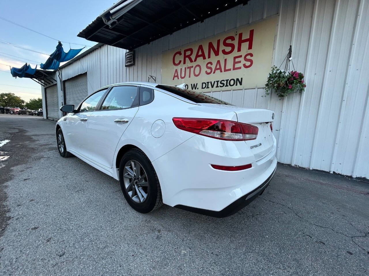 Used 2019 Kia Optima LX image 5