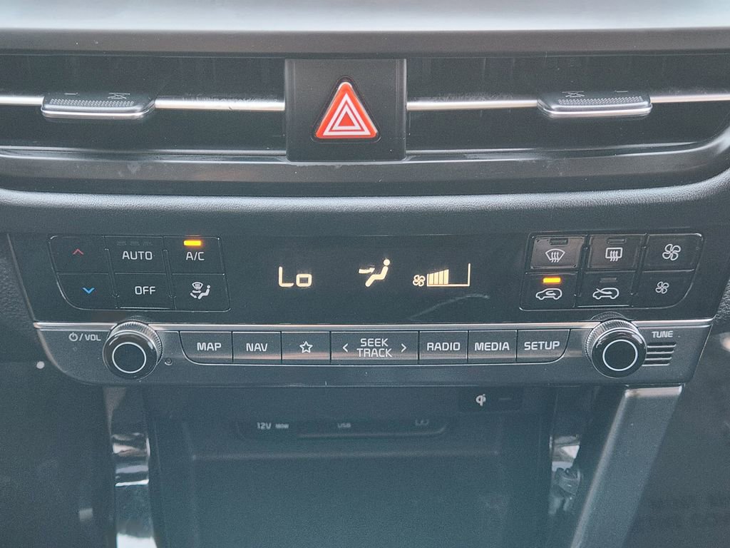 Certified 2025 Kia Seltos EX w/ EX Sunroof Package FWD image 24