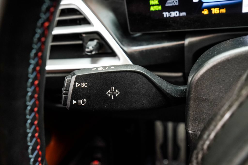 Used 2025 BMW M4 Competition RWD image 34