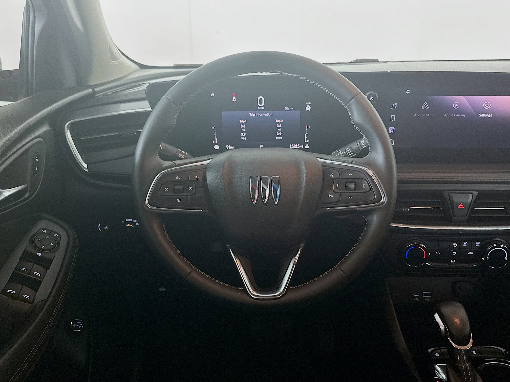 Used 2024 Buick Encore GX Preferred image 18