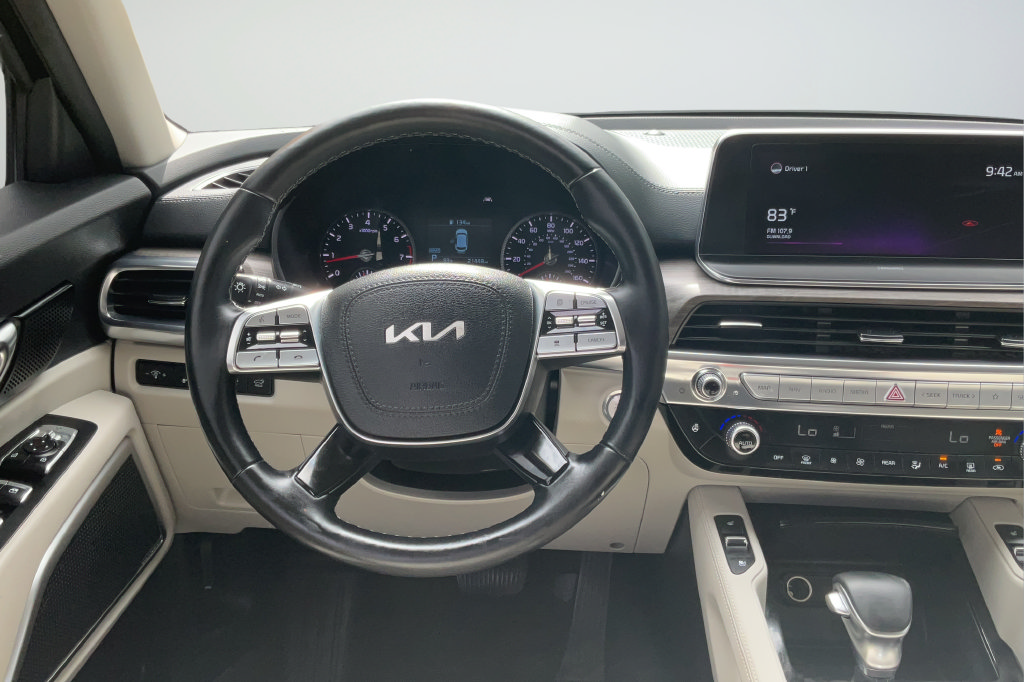 Used 2022 Kia Telluride EX w/ EX Premium Package AWD/4WD image 12