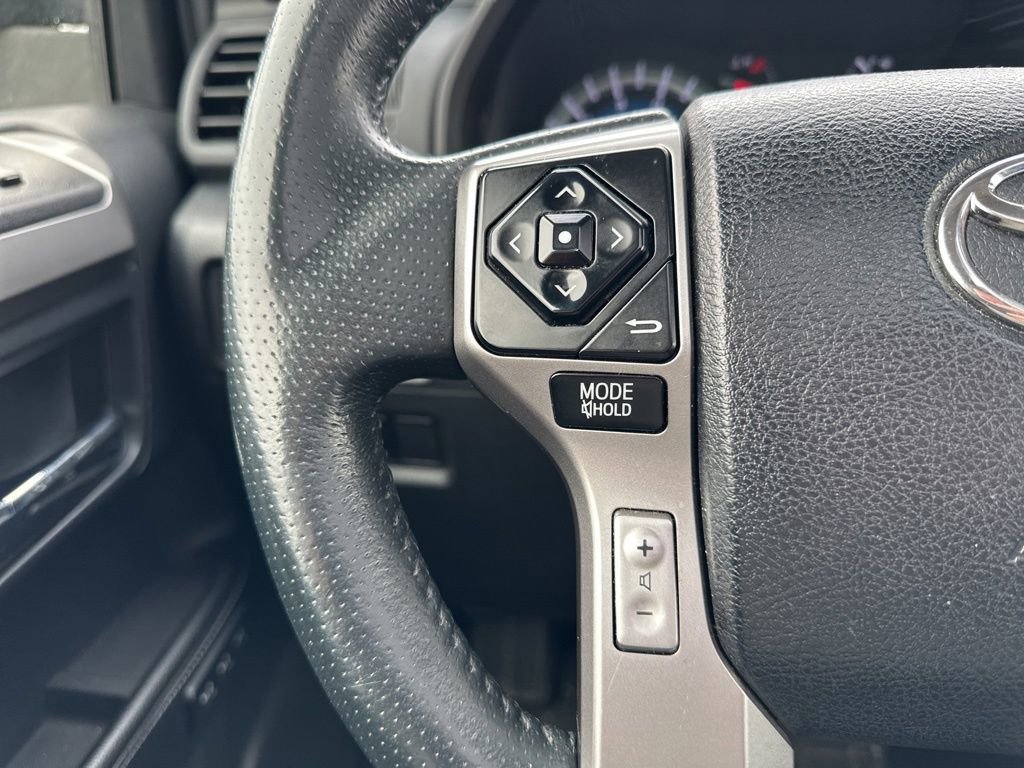 Used 2015 Toyota 4Runner Limited image 20