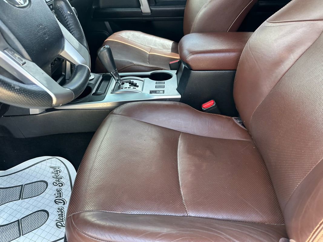 Used 2016 Toyota 4Runner Limited AWD/4WD image 36