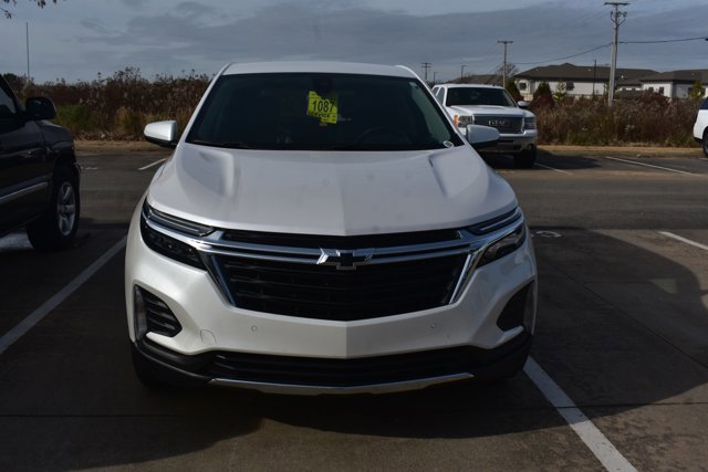 Used 2022 Chevrolet Equinox LT image 2