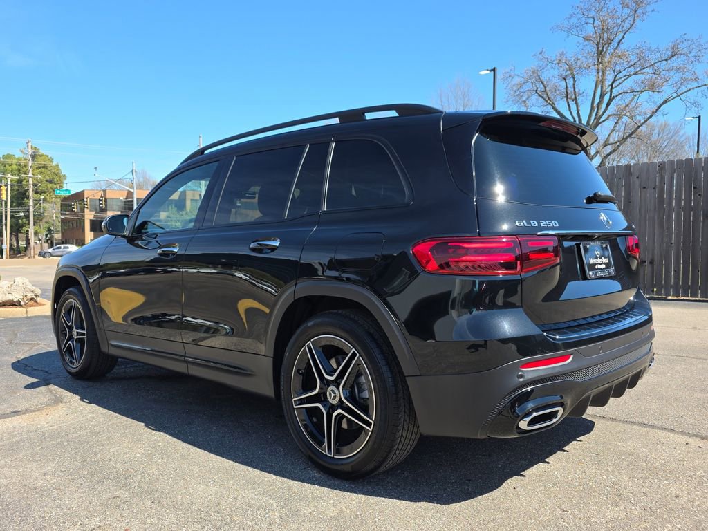 Certified 2025 Mercedes-Benz GLB 250 GLB 250 image 3