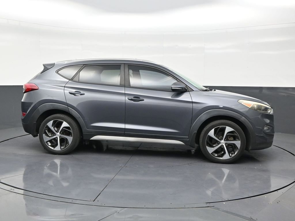 Used 2018 Hyundai Tucson Sport FWD image 6