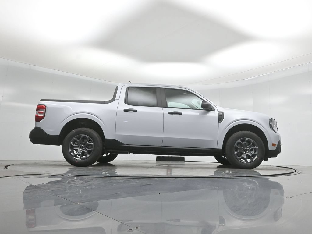 New 2026 Ford Maverick XLT FWD image 40
