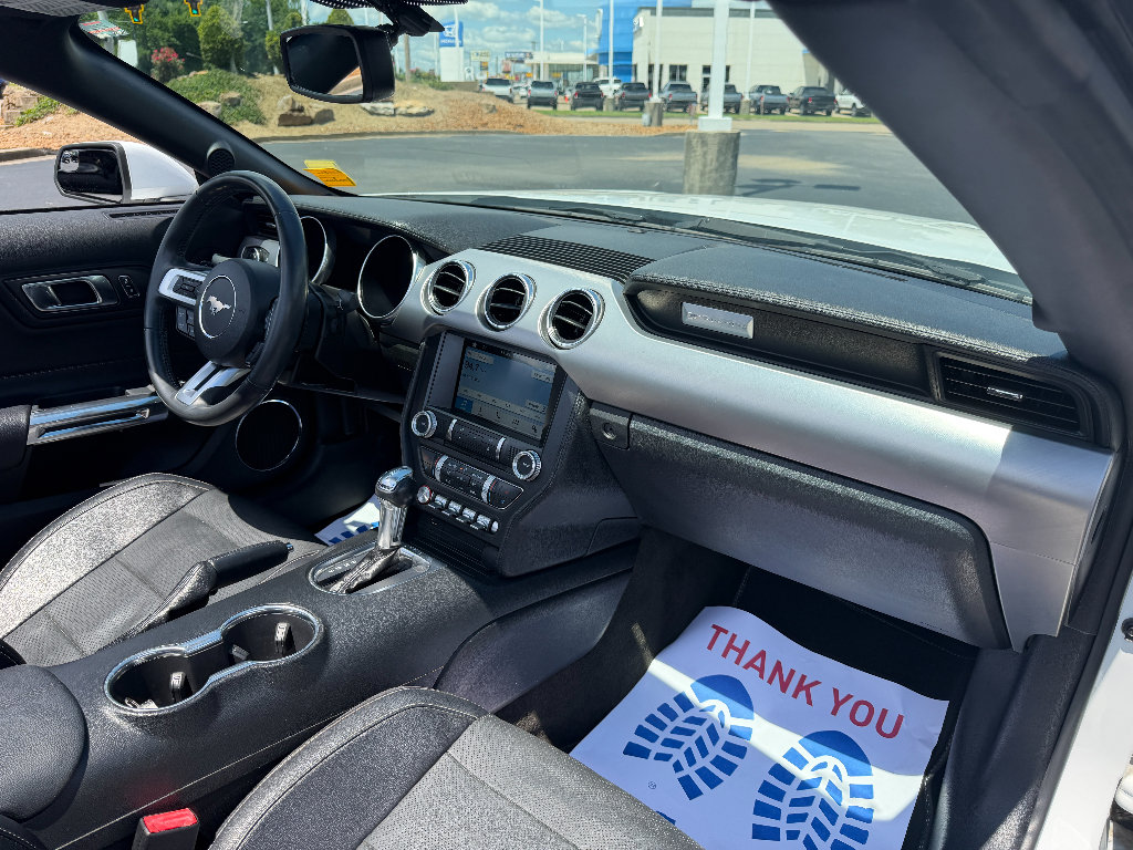 Used 2018 Ford Mustang Premium RWD image 25