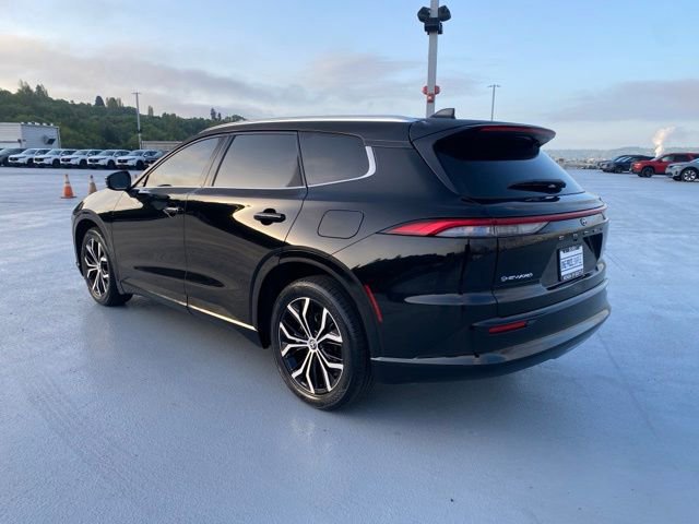 Used 2025 Toyota Crown Signia AWD/4WD image 6