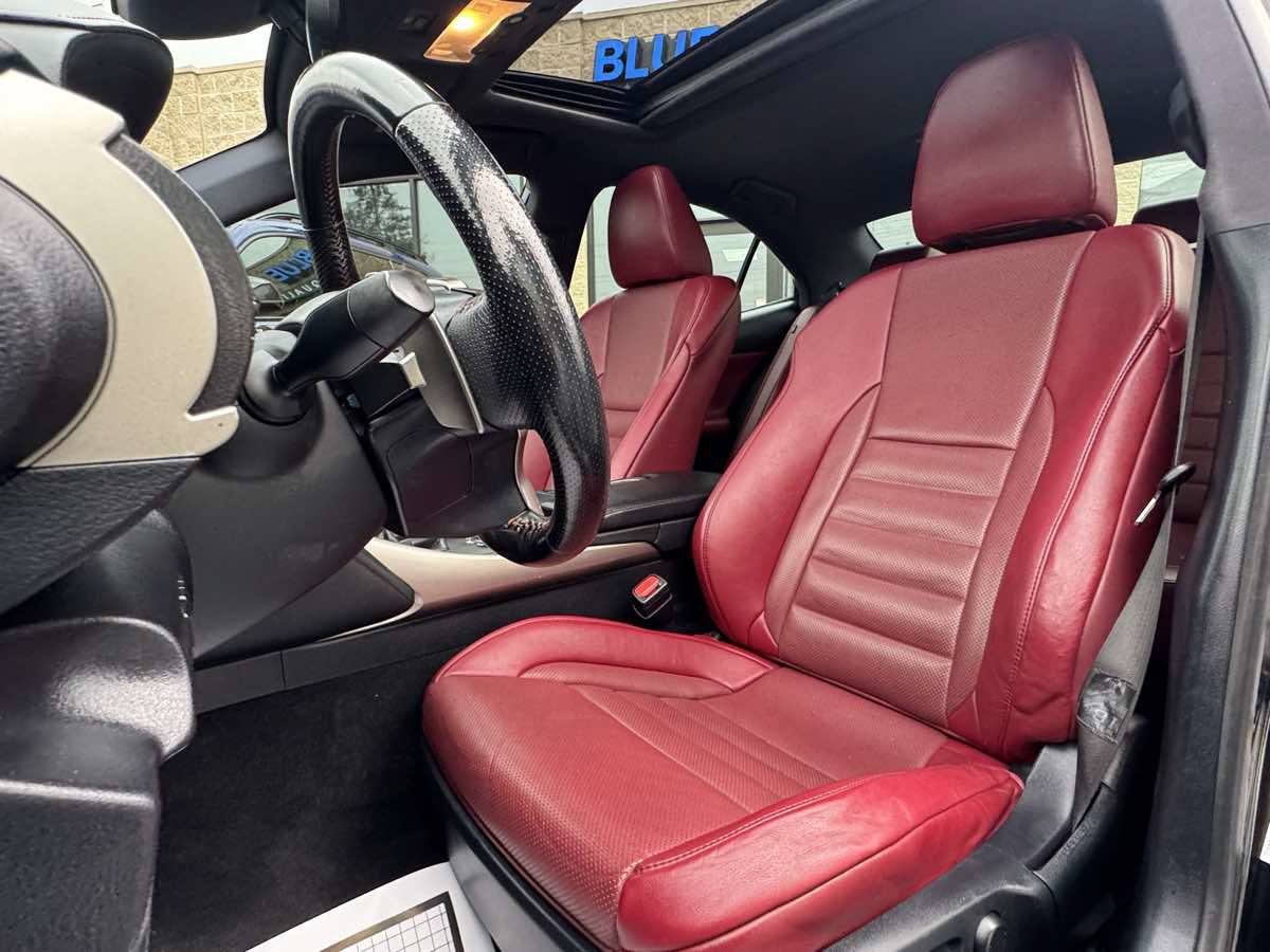 Used 2018 Lexus IS 300 F Sport w/ F Sport Package AWD/4WD image 25