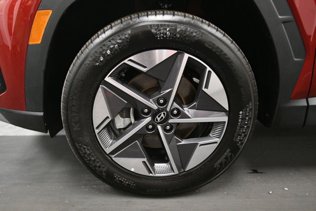 Used 2026 Hyundai Tucson SEL Plus AWD/4WD image 32