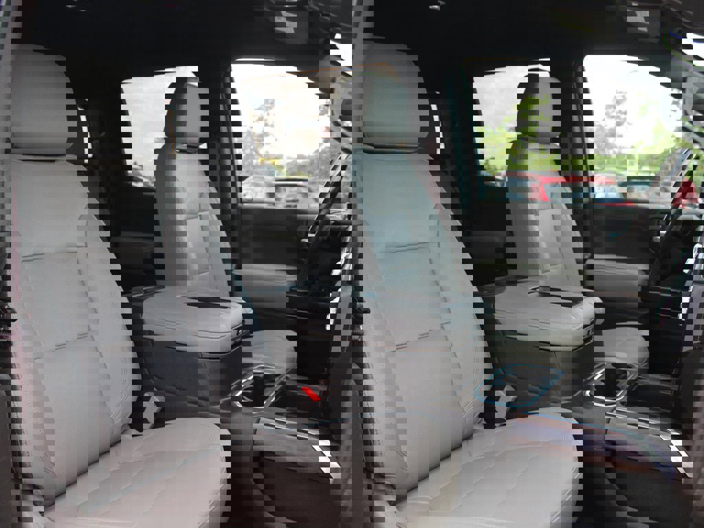 Used 2022 GMC Sierra 1500 SLT image 23