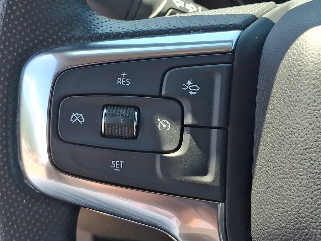 Used 2025 Chevrolet Blazer LT AWD/4WD image 21