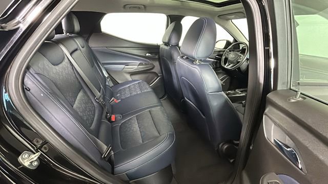 Used 2022 Chevrolet Bolt EUV Premier w/ Sun & Sound Package FWD image 30