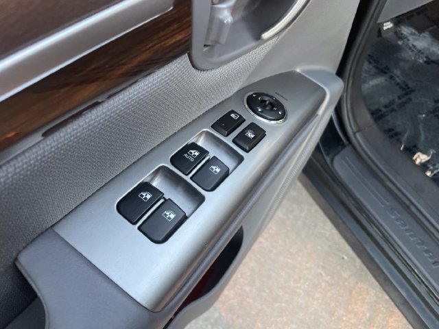 Used 2012 Hyundai Santa Fe GLS AWD/4WD image 12
