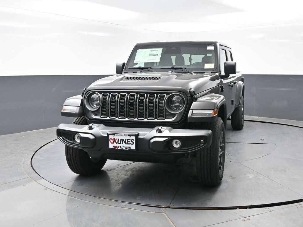 New 2026 Jeep Gladiator Sport AWD/4WD image 4