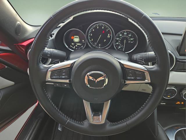 Used 2021 MAZDA MX-5 Miata RF Grand Touring image 19