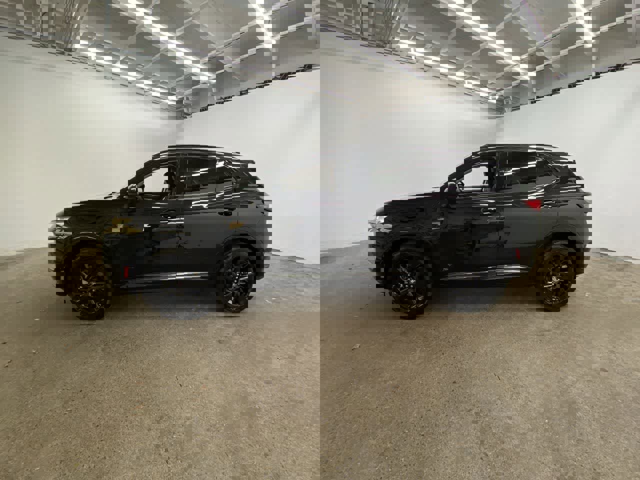 Used 2025 Buick Envision Sport Touring image 3