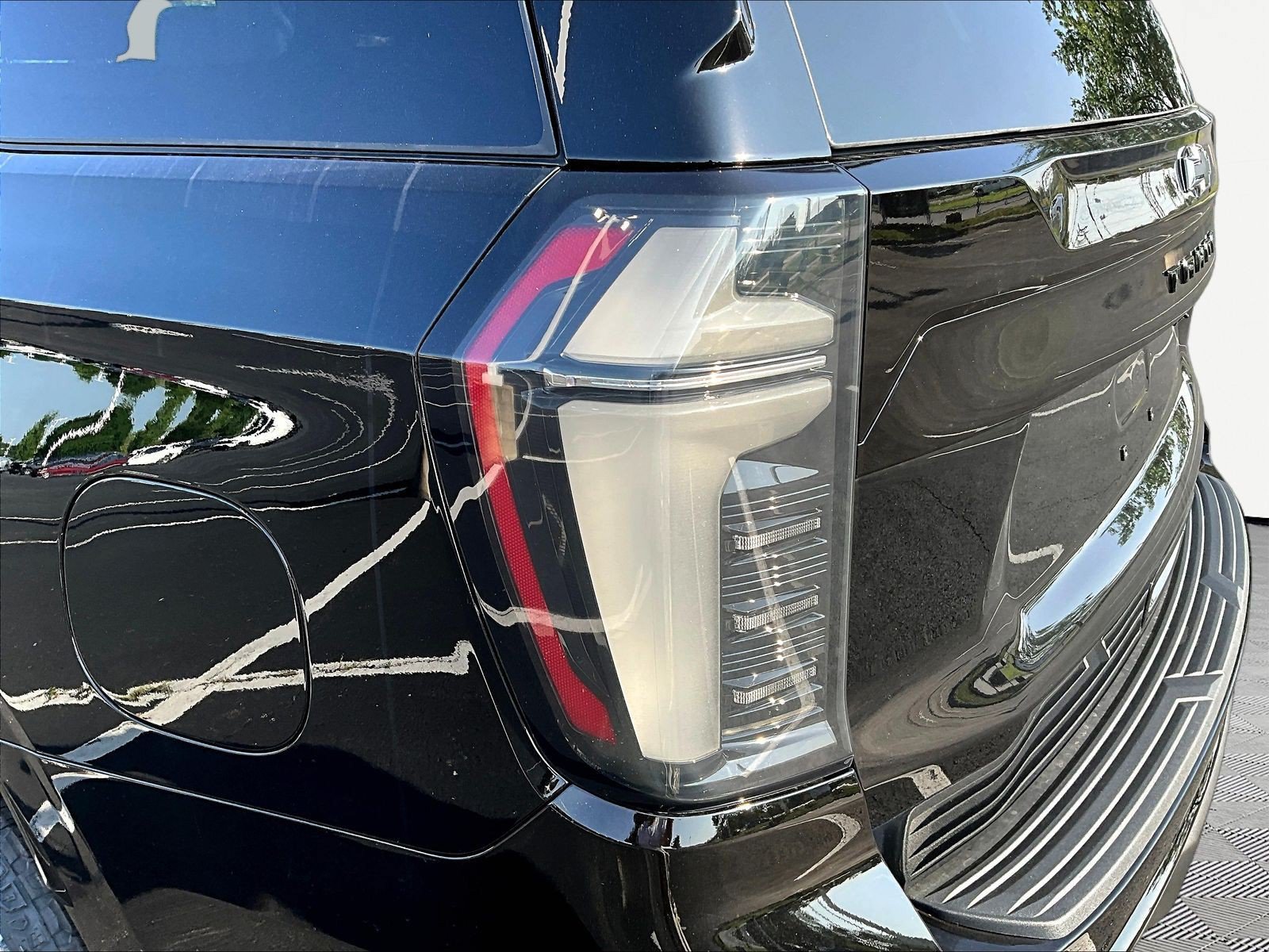 New 2026 Chevrolet Tahoe Z71 w/ Comfort Package AWD/4WD image 15