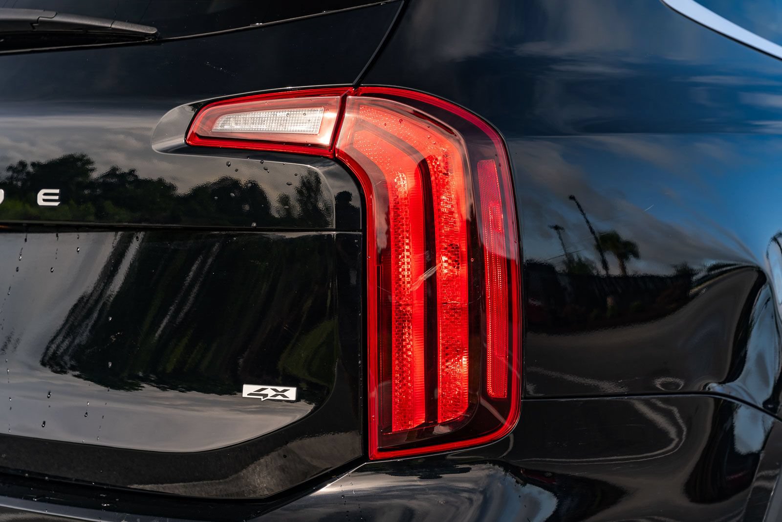 Used 2023 Kia Telluride LX AWD/4WD image 14