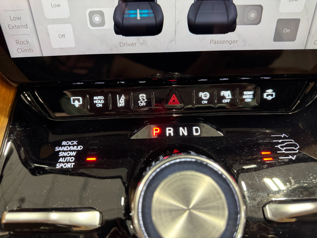 Used 2022 Jeep Grand Wagoneer Series III w/ Rear Seat Video Group 1 image 48