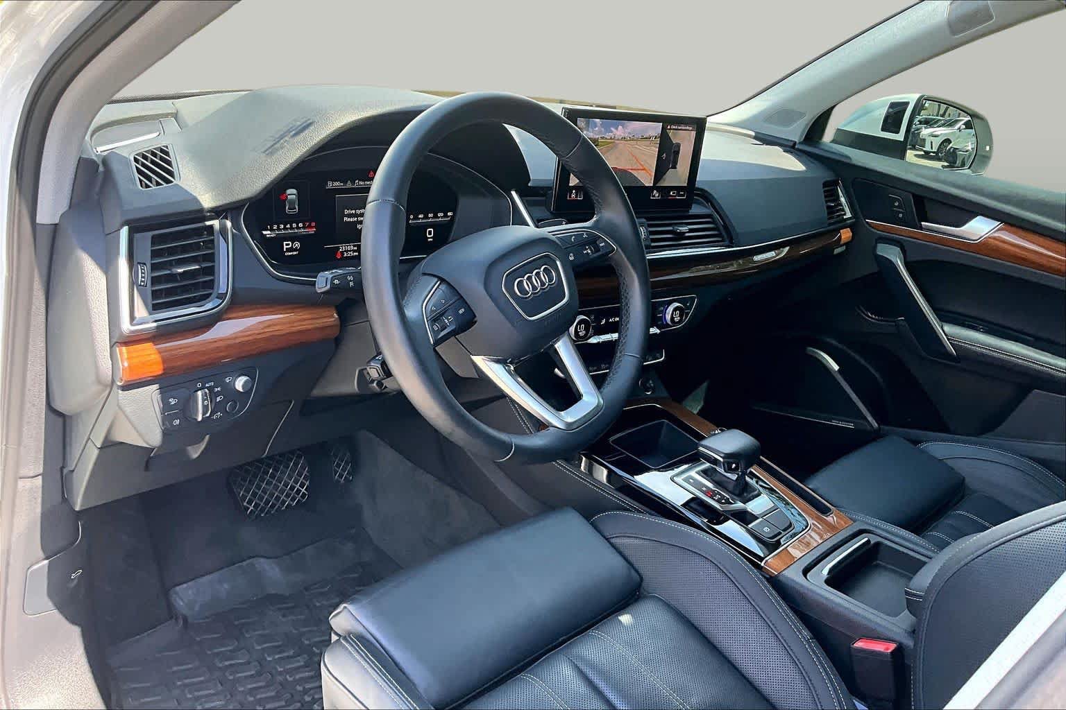 Used 2022 Audi Q5 2.0T Prestige w/ Prestige Package AWD/4WD image 18