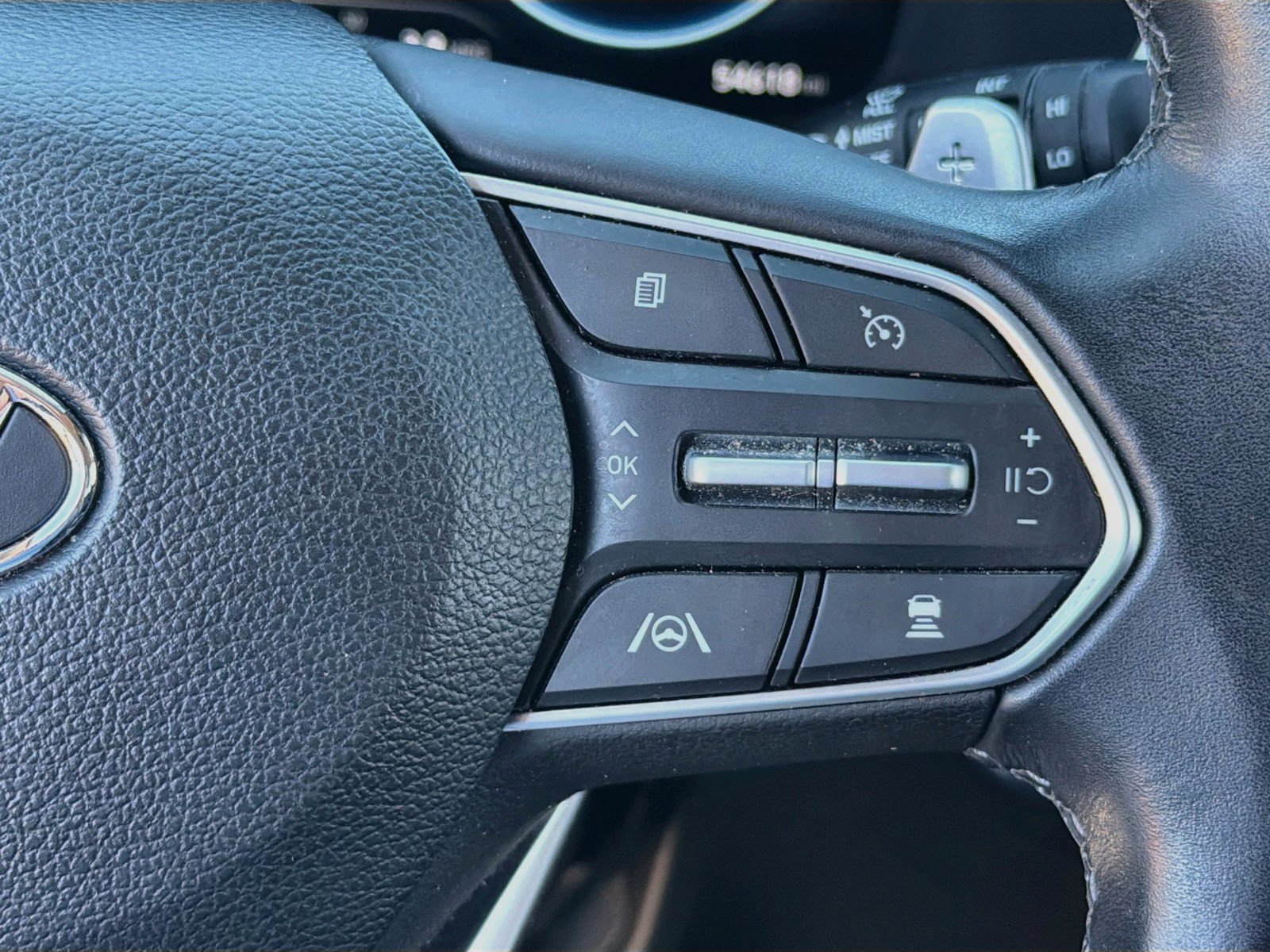 Used 2023 Hyundai Santa Fe SEL w/ Premium Package FWD image 19