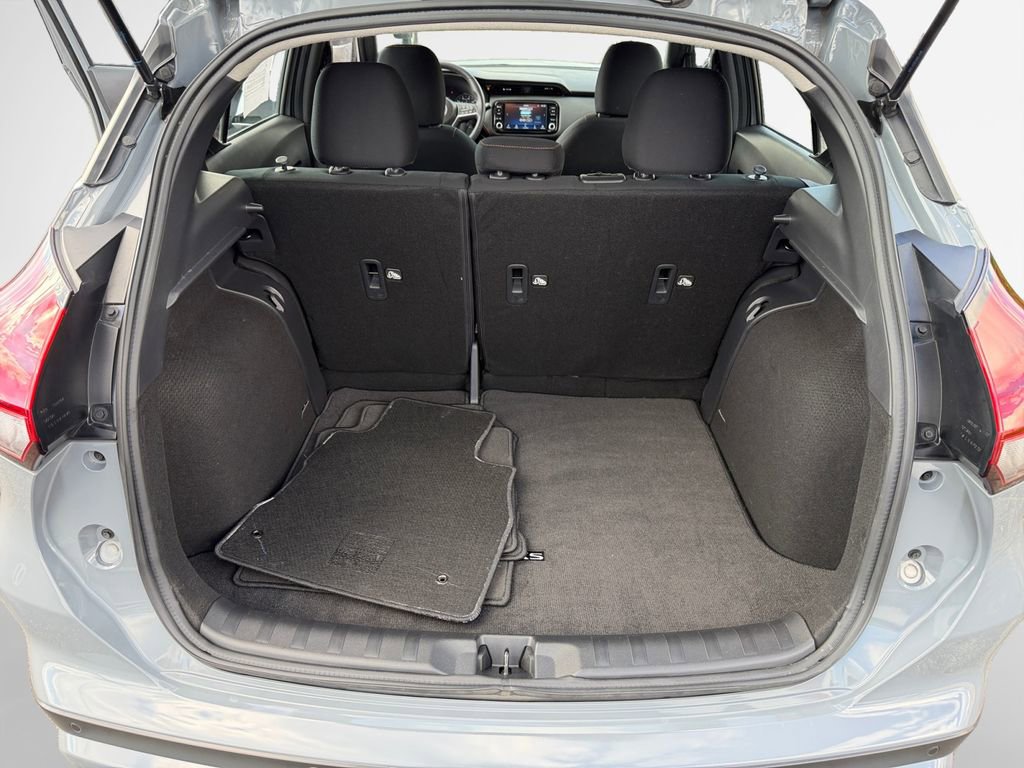 Used 2024 Nissan Kicks SR FWD image 25