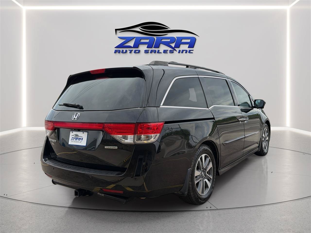 Used 2016 Honda Odyssey Touring Elite image 7