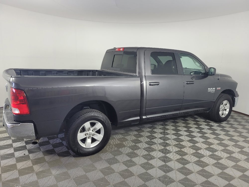 Used 2019 RAM 1500 Classic SLT RWD image 9