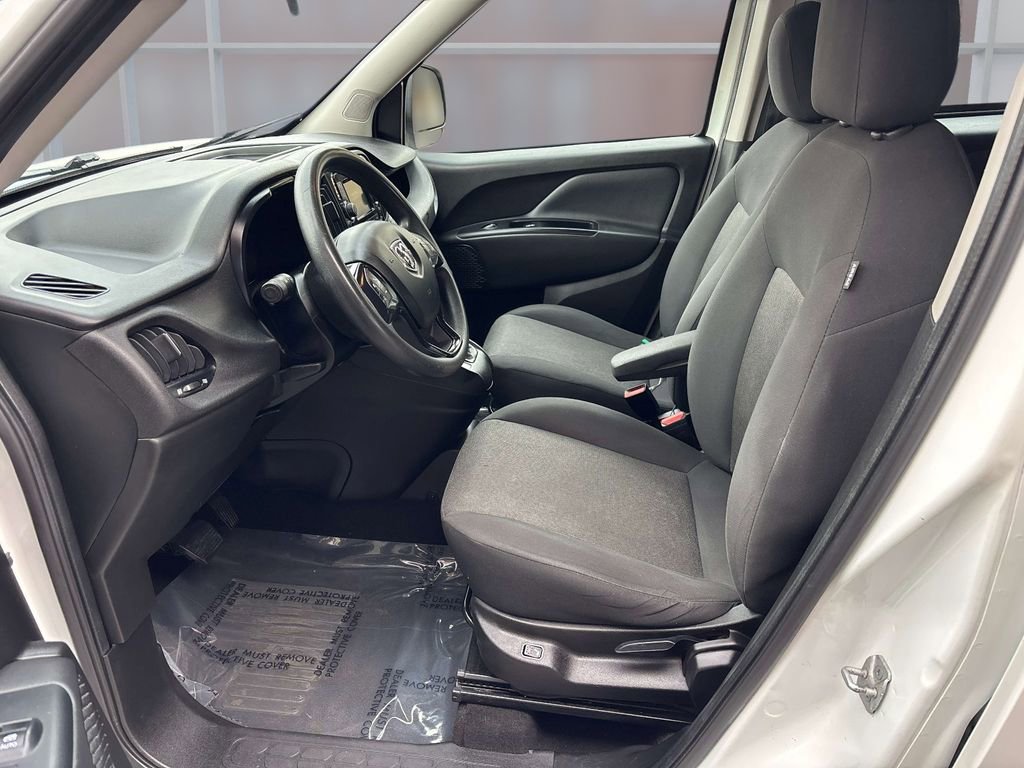 Used 2022 RAM ProMaster City Wagon image 9