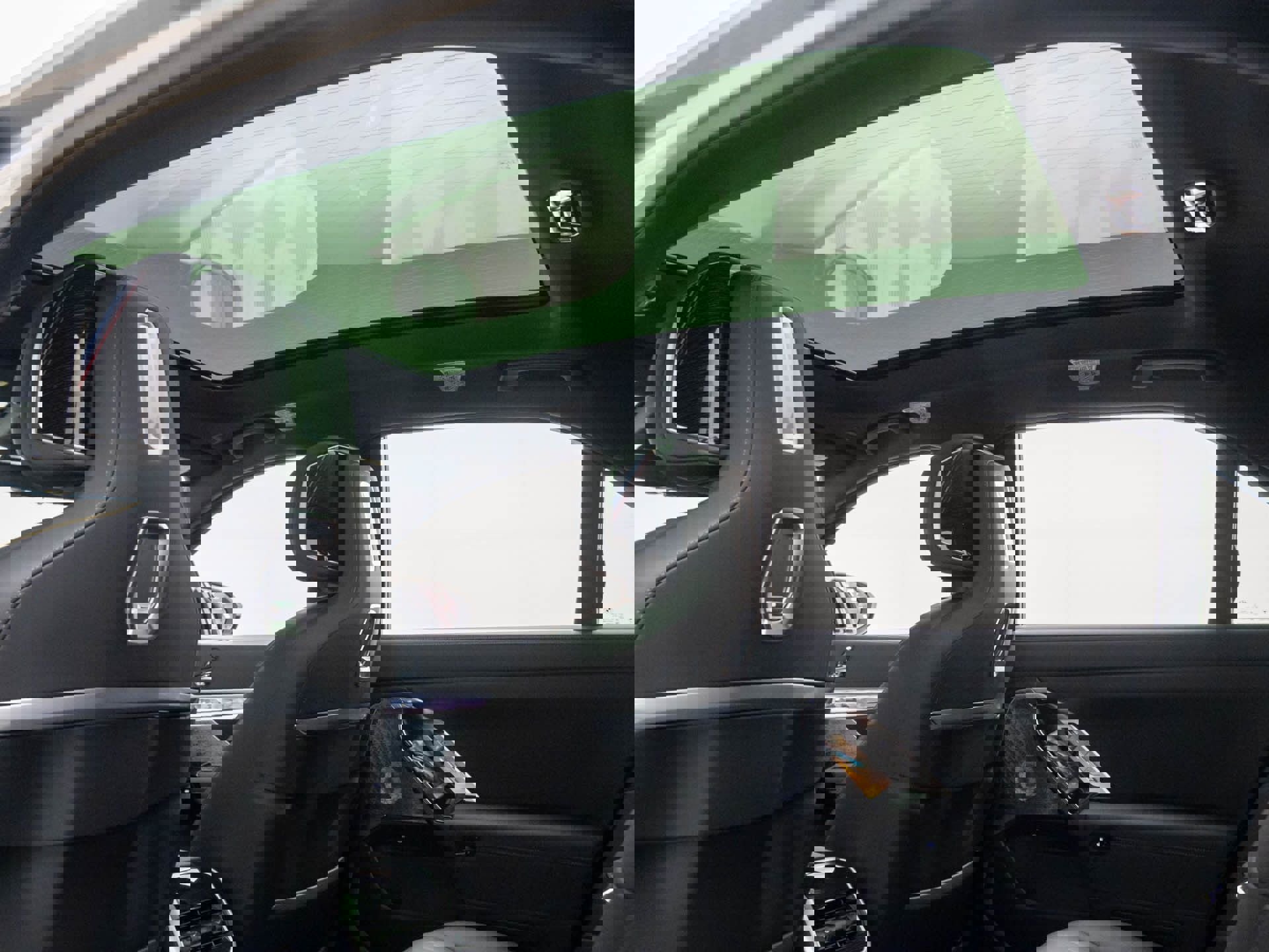 New 2026 BMW 750e xDrive w/ Executive Package image 20