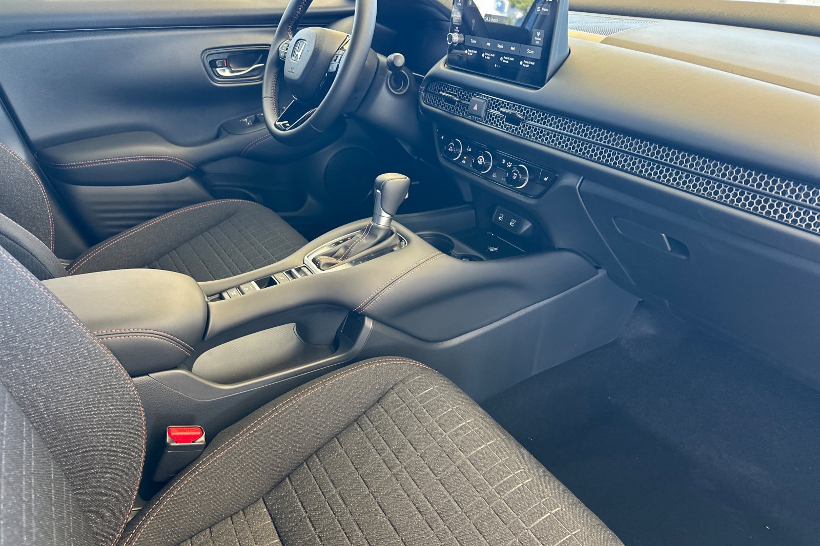 New 2027 Honda HR-V Sport image 17