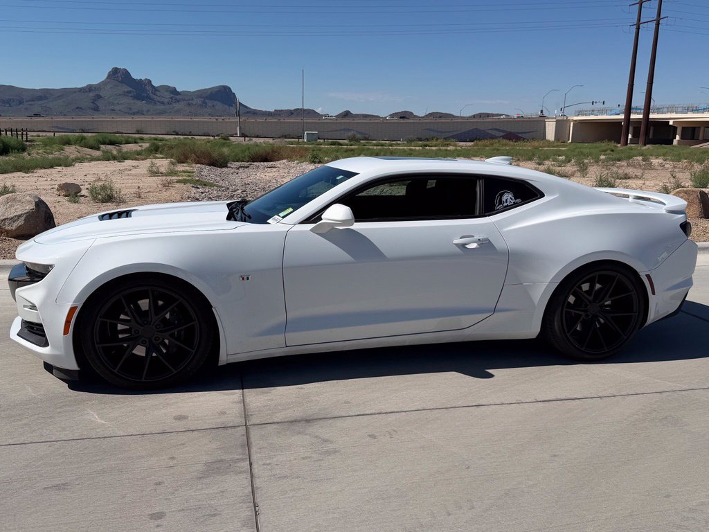 Used 2019 Chevrolet Camaro SS RWD image 12