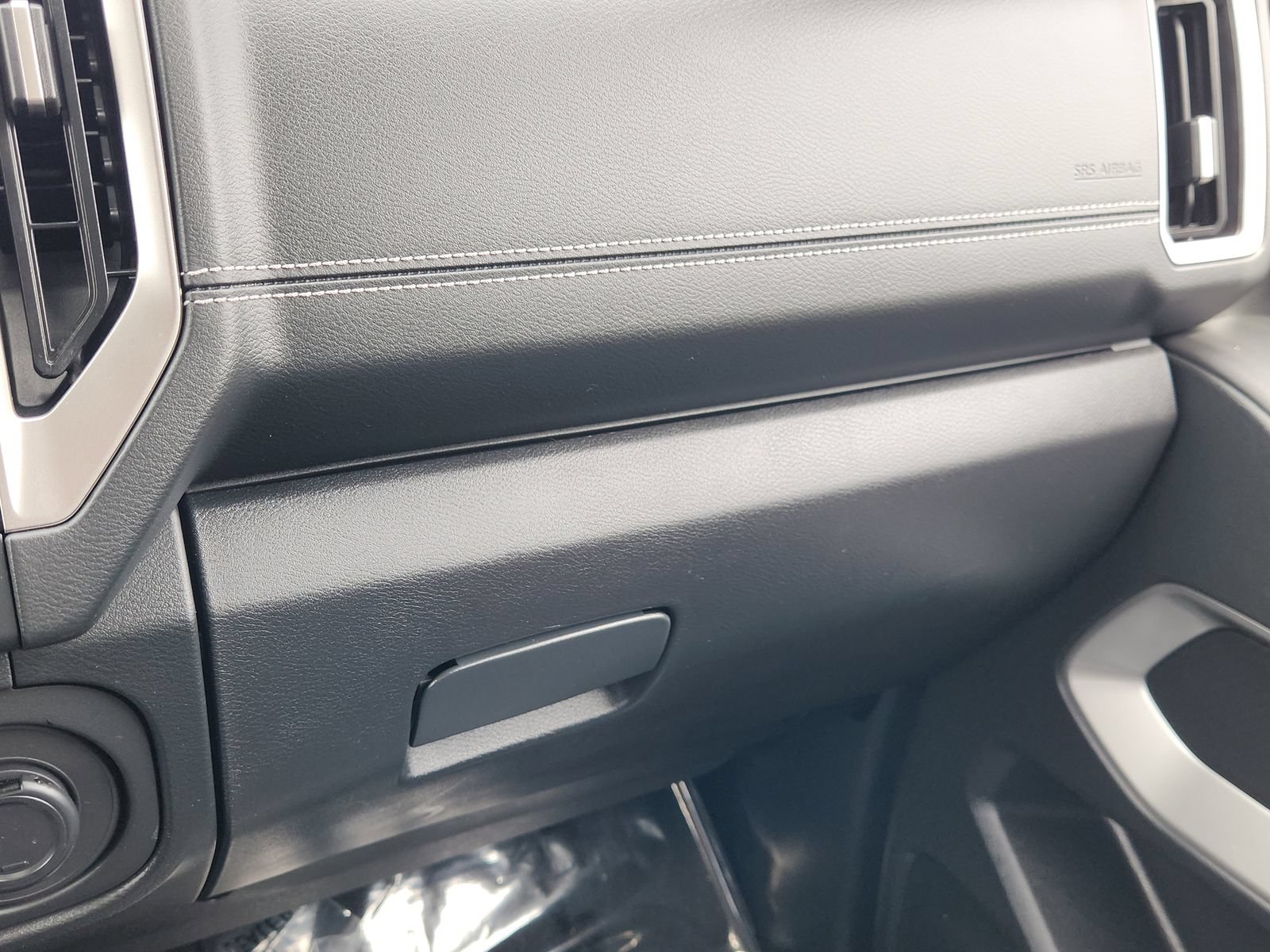 Used 2025 Nissan Frontier SV RWD image 22