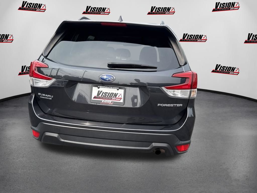 Used 2019 Subaru Forester Premium AWD/4WD image 7