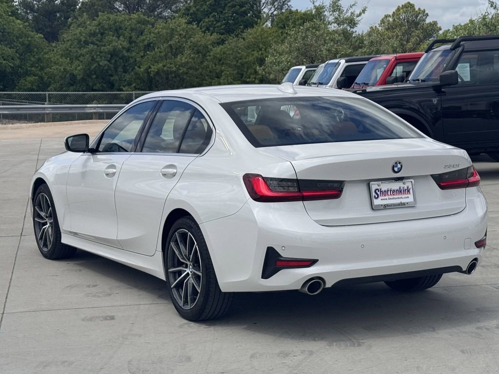 Used 2022 BMW 330i Sedan w/ Premium Package 2 image 4