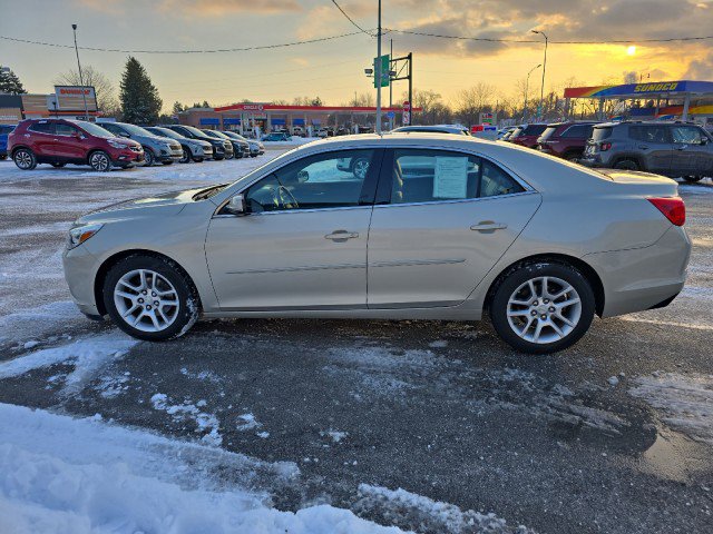 Used 2015 Chevrolet Malibu LT w/ Power Convenience Package FWD image 6