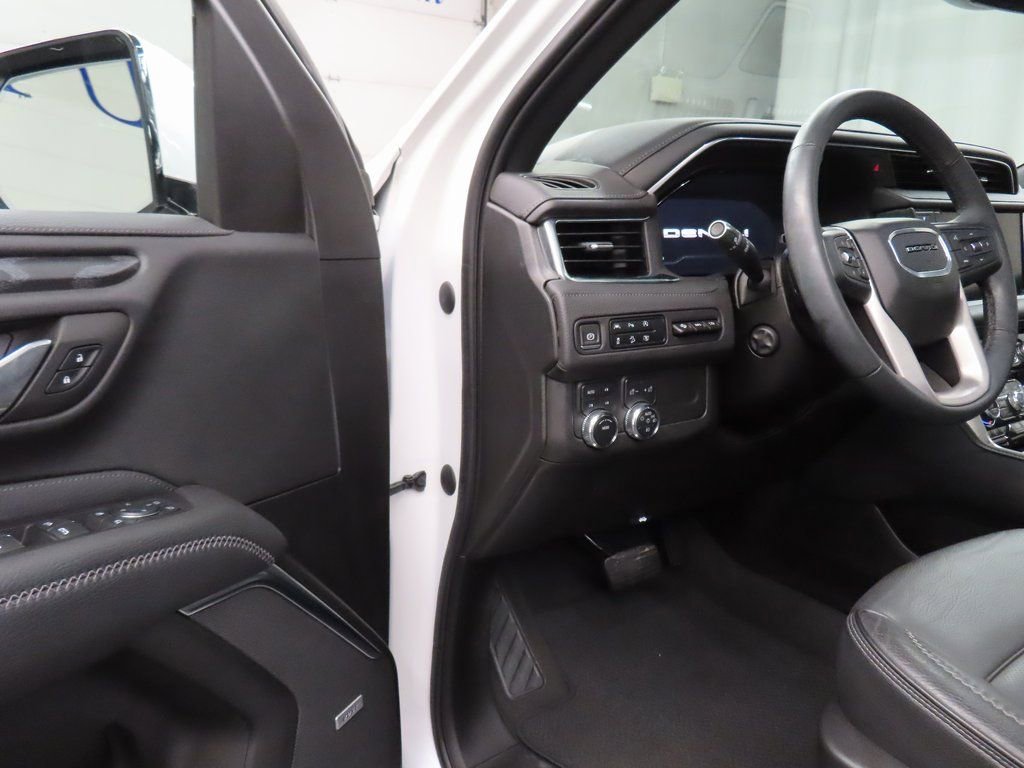 Used 2023 GMC Yukon Denali AWD/4WD image 55