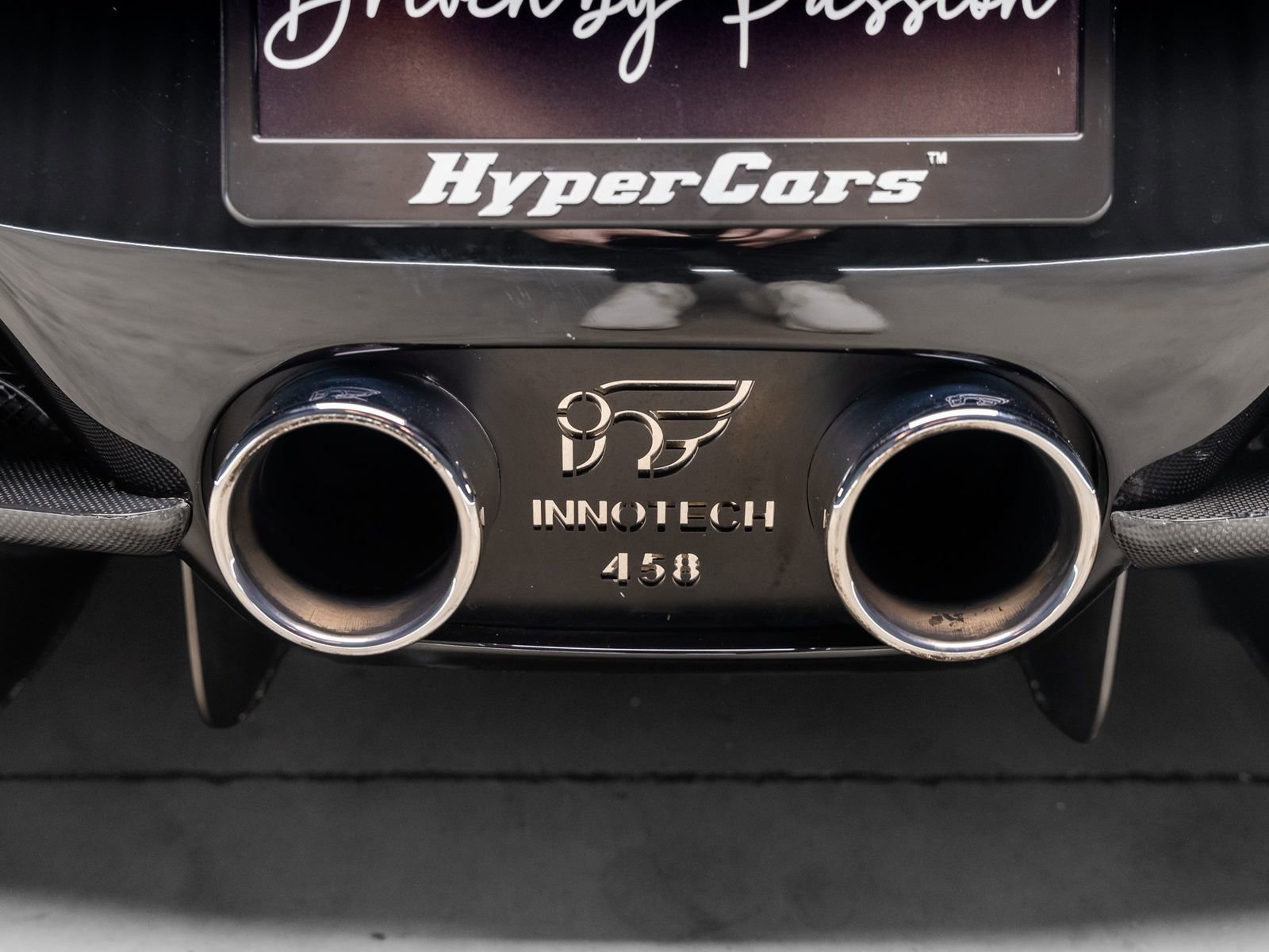Used 2013 Ferrari 458 Spider RWD image 40