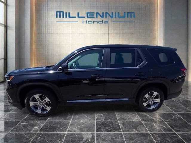 Certified 2025 Honda Pilot EX-L image 38