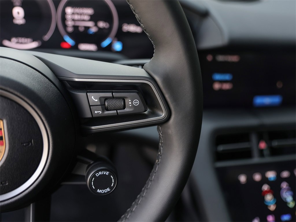 Used 2025 Porsche Taycan 4S image 17