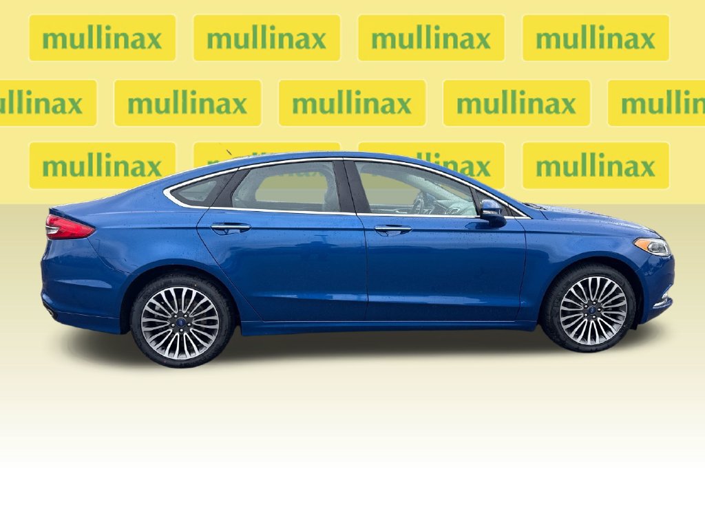 Used 2017 Ford Fusion SE AWD/4WD image 2