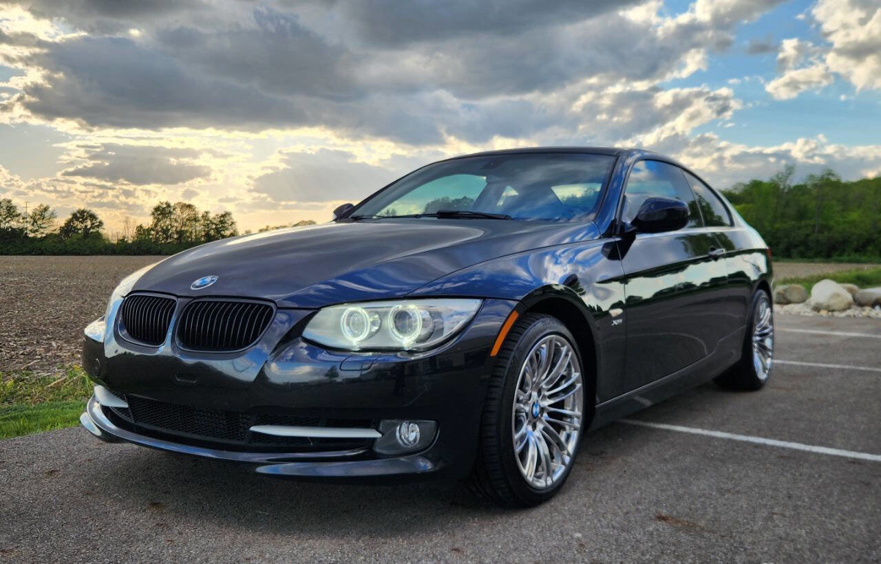 Used 2011 BMW 335i xDrive Coupe AWD/4WD image 23