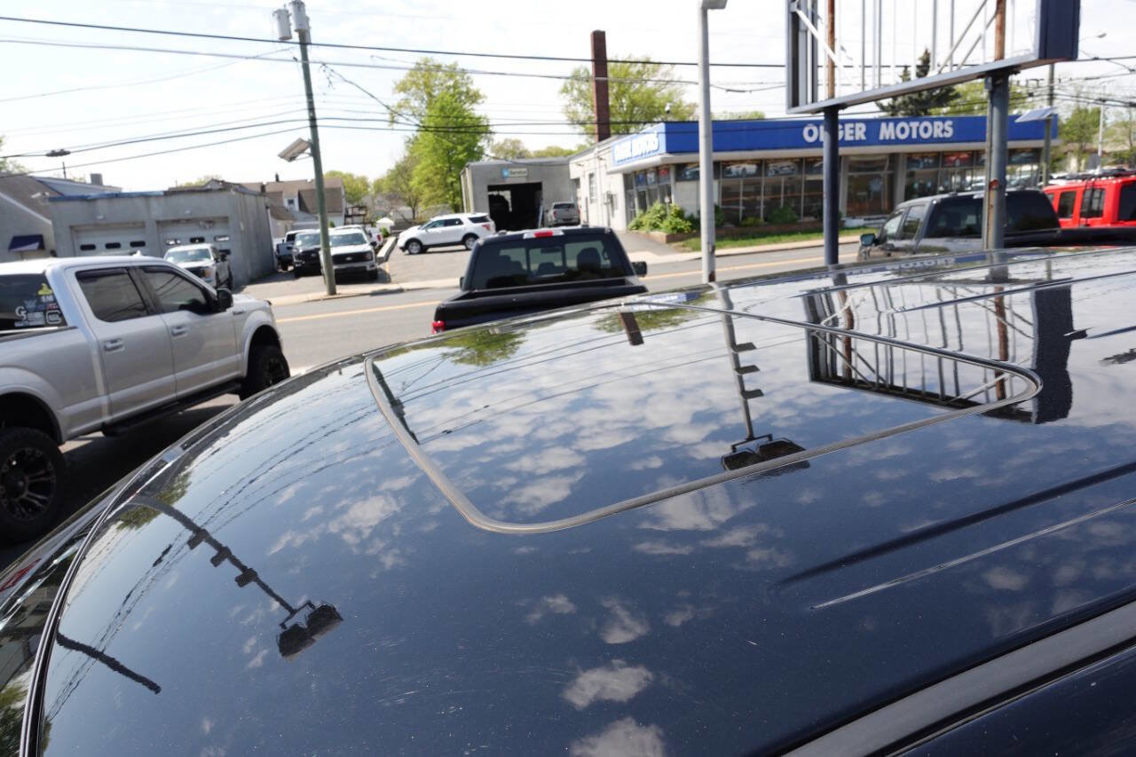 Used 2023 RAM 1500 Classic Warlock AWD/4WD image 8