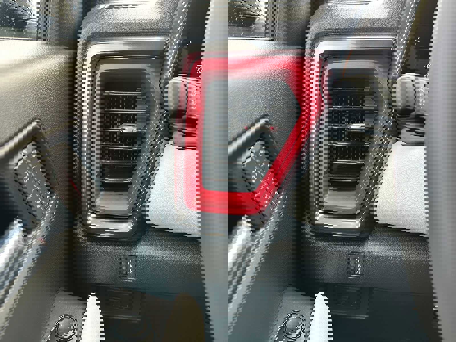 New 2026 GMC Canyon AT4X image 37