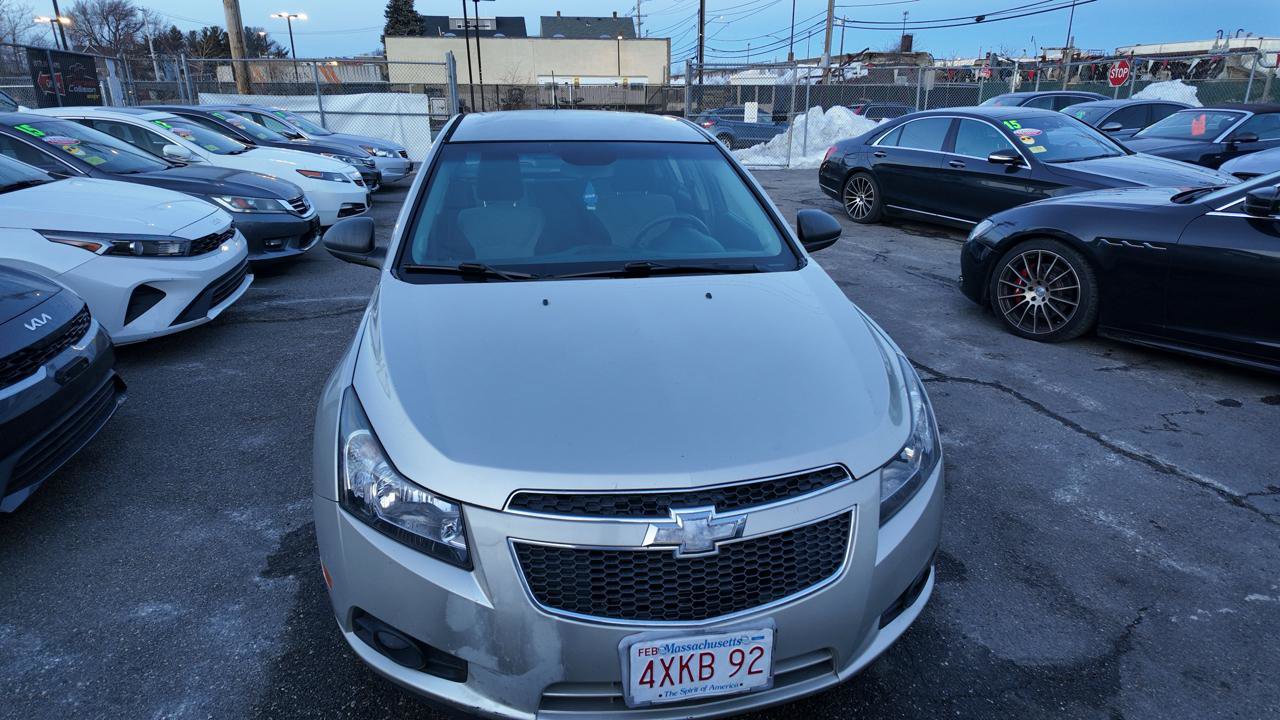 Used 2014 Chevrolet Cruze LS image 6