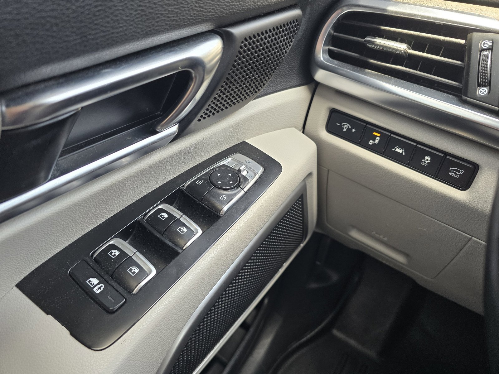 Used 2021 Kia Telluride EX w/ EX Premium Package image 23