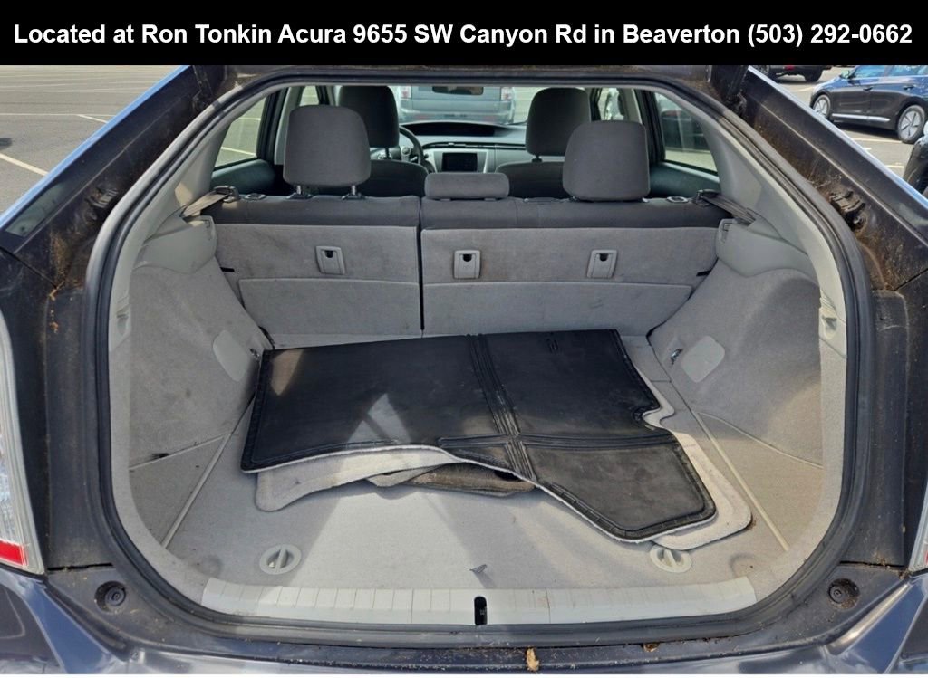 Used 2014 Toyota Prius Two FWD image 9